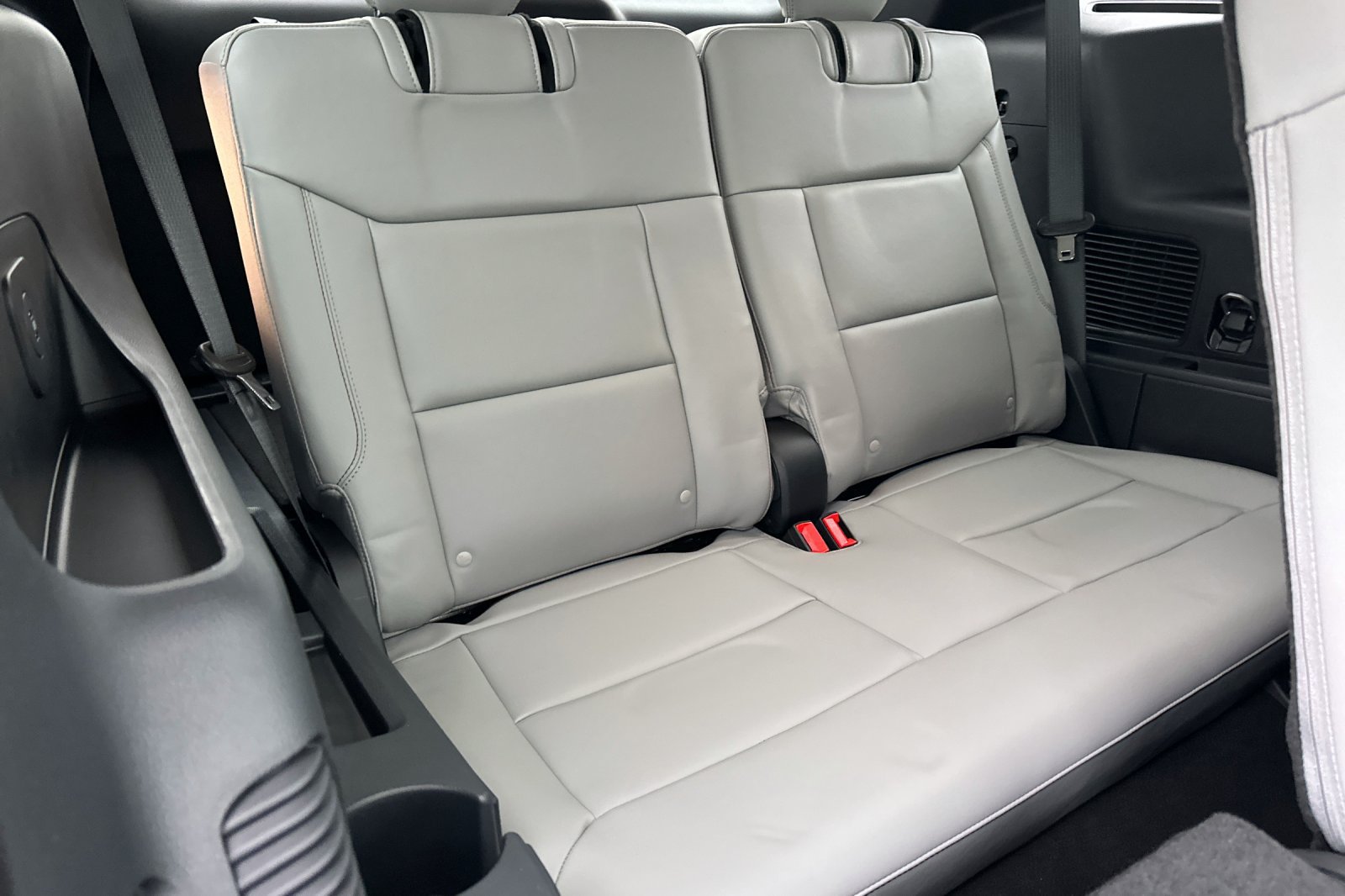 New 2026 Ford Explorer Active w/ Active Comfort Package AWD/4WD image 14