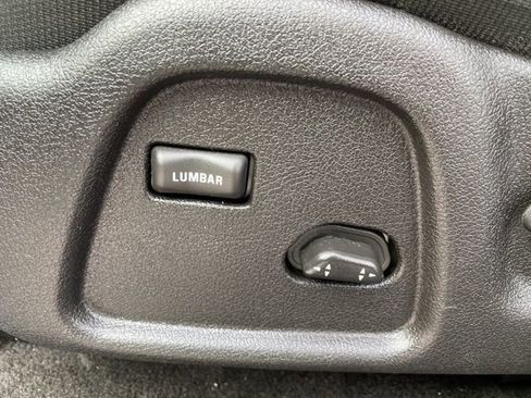 Used 2009 HUMMER H3 w/ Chrome Appearance Package image 20