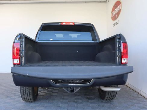 Used 2018 RAM 1500 Express w/ Express Value Package RWD image 5