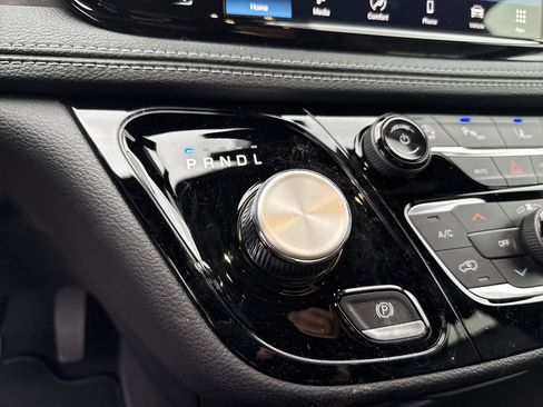 New 2026 Chrysler Pacifica Select FWD image 24