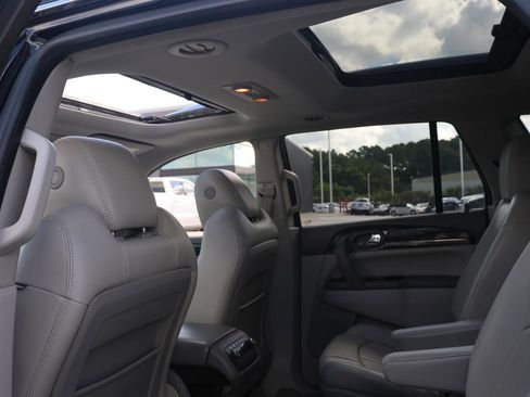 Used 2017 Buick Enclave Premium w/ Experience Buick Package image 34