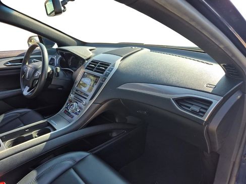 Used 2017 Lincoln MKZ Premiere image 29