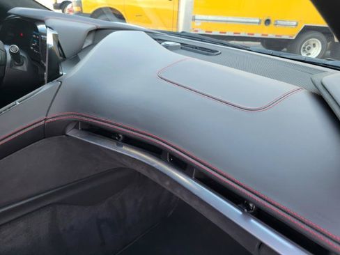 Used 2023 Chevrolet Corvette Stingray Premium Conv w/ Battery Protection Package RWD image 34