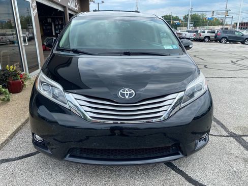 Used 2015 Toyota Sienna Limited Premium AWD/4WD image 4
