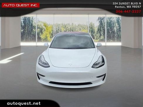Used 2018 Tesla Model 3 Long Range RWD image 2