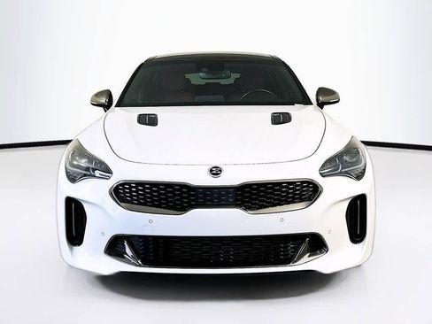 Used 2019 Kia Stinger GT1 RWD image 6