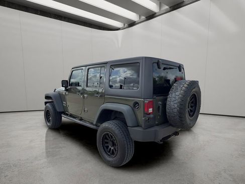 Used 2015 Jeep Wrangler Unlimited Sport image 4
