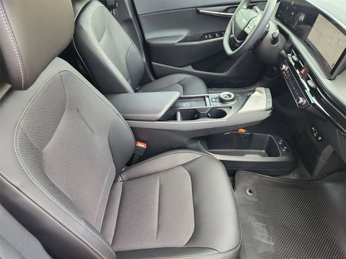 New 2025 Kia EV6 Light w/ Light LR Technology Package image 11