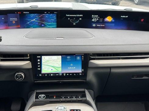 New 2026 Lincoln Navigator L Reserve w/ Jet Appearance Package image 14