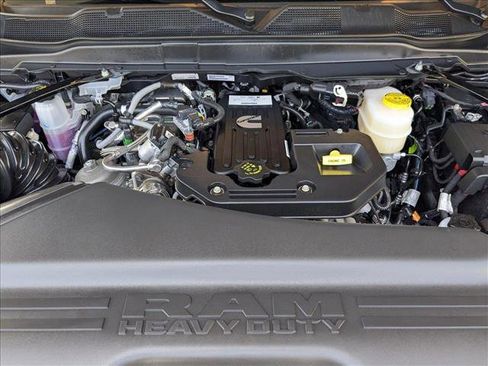 New 2025 RAM 3500 Limited image 17