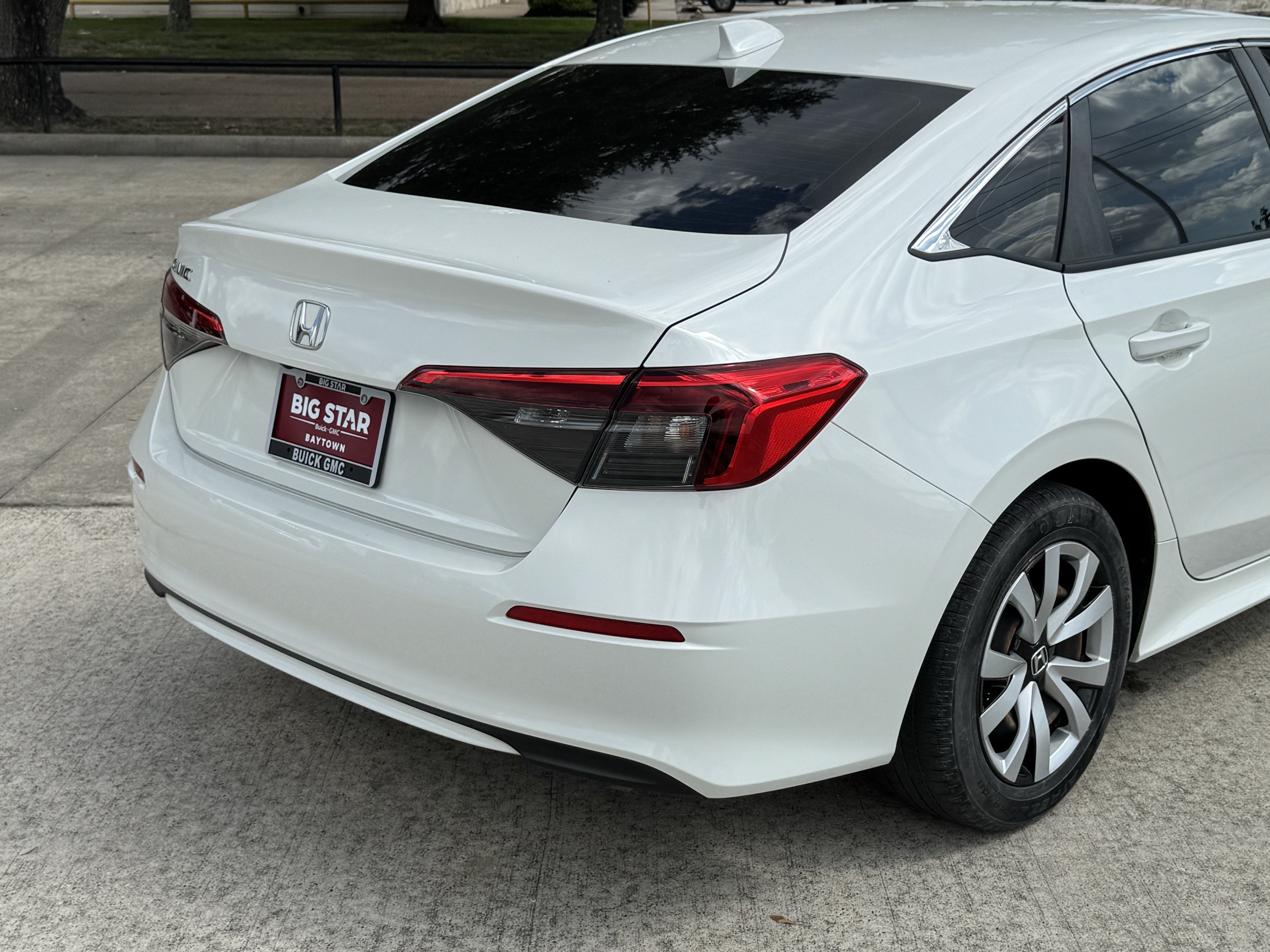 Used 2024 Honda Civic LX image 7