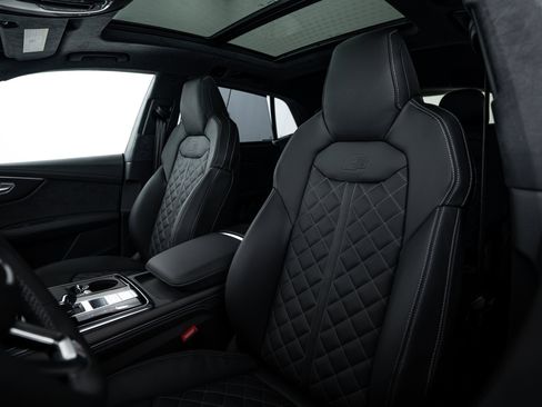 New 2026 Audi SQ8 Prestige image 17