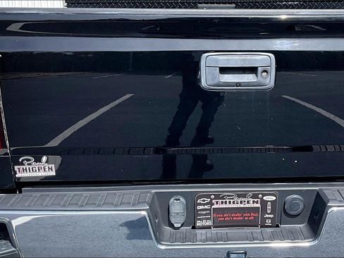 Used 2017 Chevrolet Silverado 1500 LT w/ Texas Edition image 8