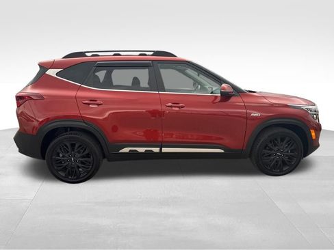 Used 2023 Kia Seltos Nightfall Edition AWD/4WD image 4