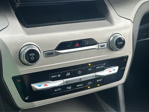 Used 2023 Ford Explorer XLT w/ Equipment Group 202A image 43