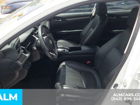 Used 2017 Honda Civic Touring image 6