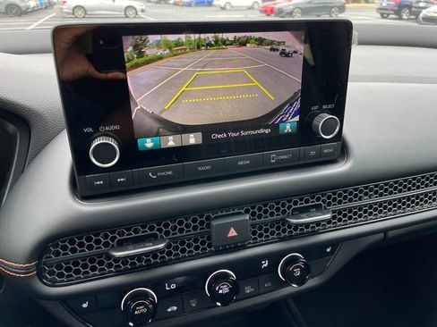 Certified 2025 Honda HR-V Sport image 17