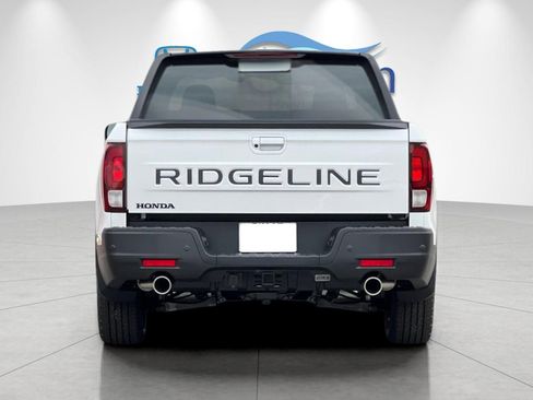 New 2026 Honda Ridgeline Black Edition image 4