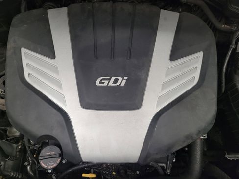 Used 2018 Hyundai Santa Fe SE image 30