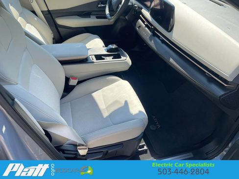 Used 2023 Nissan Ariya AWD image 42