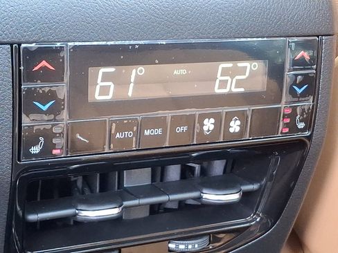 New 2025 Jeep Grand Cherokee L Summit w/ Luxury Tech Group V image 8