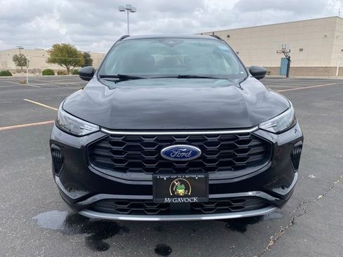 Used 2024 Ford Escape ST-Line w/ Tech Pack #1 image 8