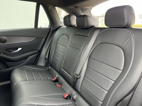 Certified 2021 Mercedes-Benz GLC 300 4MATIC image 32