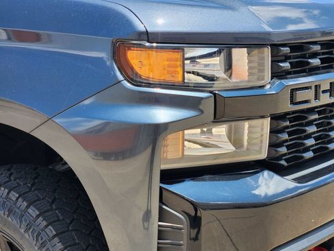 Used 2022 Chevrolet Silverado 1500 Custom Trail Boss w/ LPO, Dark Essentials Package AWD/4WD image 5