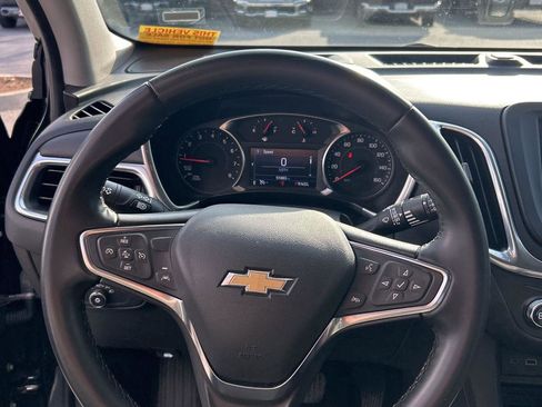 Used 2024 Chevrolet Equinox LT image 9