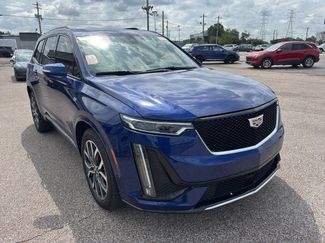 Used 2023 Cadillac XT6 Sport w/ Platinum Package AWD/4WD video 1