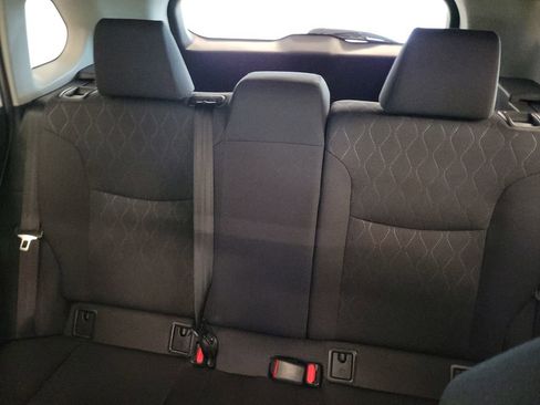 Certified 2024 Toyota Corolla Cross LE w/ Moonroof Package image 12