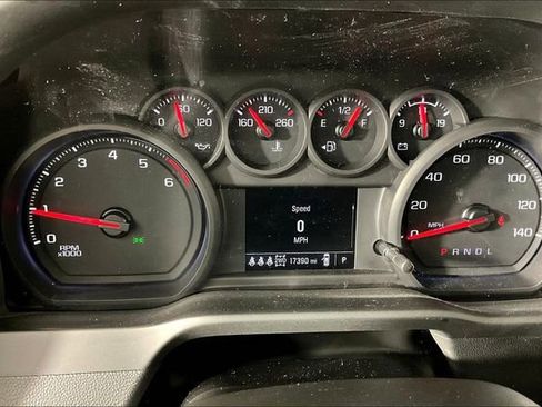 Used 2025 Chevrolet Silverado 2500 Custom w/ Custom Value Package AWD/4WD image 13