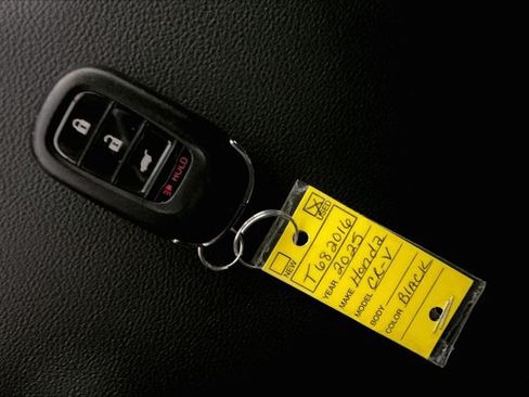 Used 2025 Honda CR-V LX image 11