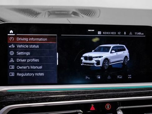 Used 2021 BMW X7 M50i w/ Dynamic Handling Package AWD/4WD image 40