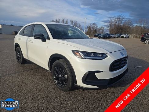 Used 2024 Honda HR-V Sport image 2