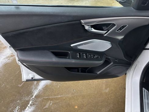 Used 2023 Acura RDX A-Spec image 11