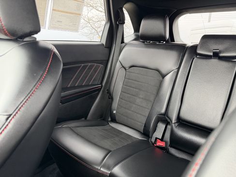 Certified 2024 Ford Edge ST-Line image 12