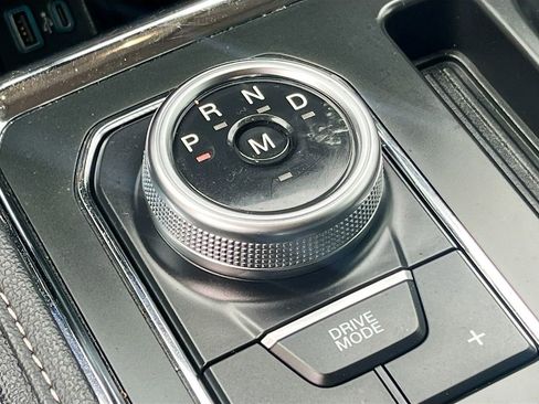 Used 2023 Ford Expedition XLT image 17