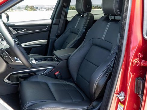 Used 2025 Jaguar F-PACE R-Dynamic S AWD/4WD image 16