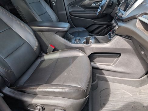 Used 2021 GMC Terrain SLT w/ Infotainment Package II FWD image 28