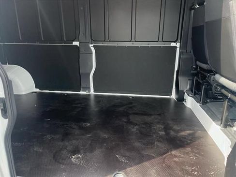 Used 2024 RAM ProMaster 3500 w/ Quick Order Package 22G SLT FWD image 9