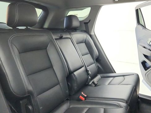 Used 2023 GMC Terrain SLT image 56