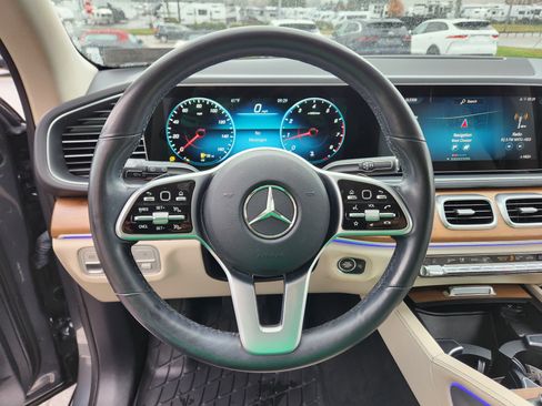 Used 2022 Mercedes-Benz GLE 350 4MATIC image 18
