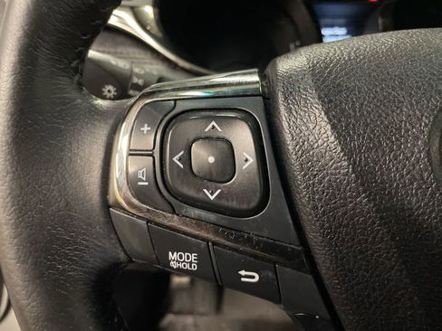 Used 2014 Toyota Avalon XLE image 20