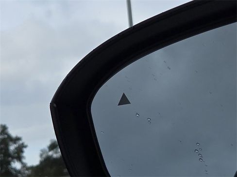 Certified 2023 Nissan Rogue SV image 27