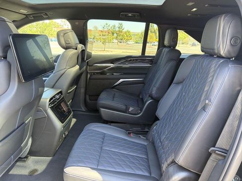 Used 2026 Cadillac Escalade IQ Luxury 1 AWD/4WD image 25