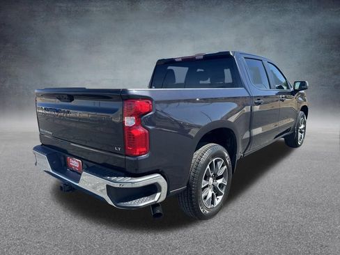 Used 2022 Chevrolet Silverado 1500 LT RWD image 3