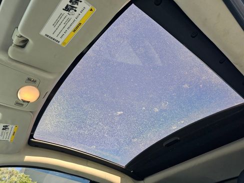 Used 2015 smart fortwo pure image 17