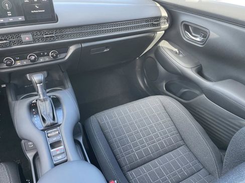 New 2026 Honda HR-V LX image 21