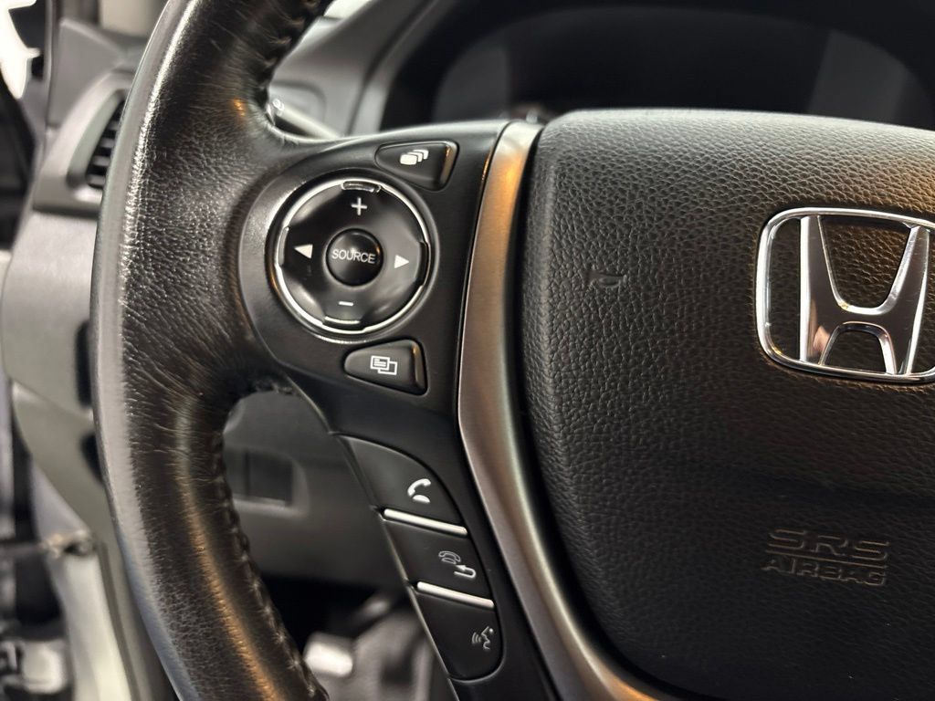 Used 2017 Honda Ridgeline RTL-T image 22